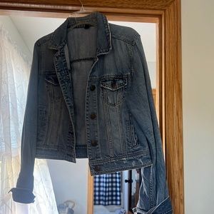 Womens American eagle jean jacket - large